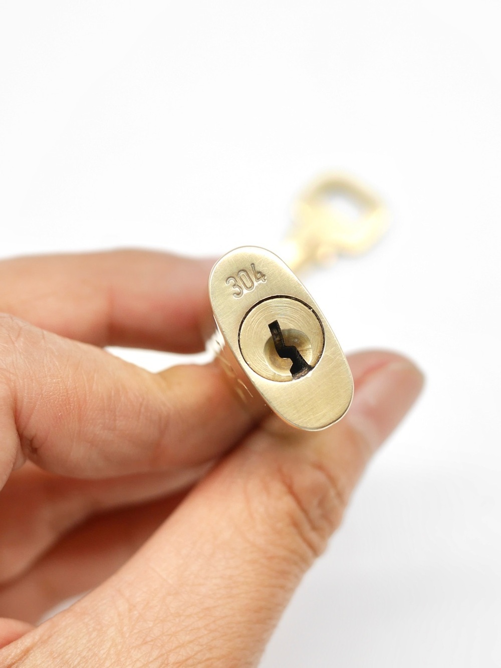 🍓LV Lock and Key #304 - Picture 3 of 3